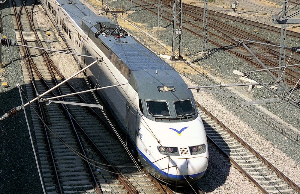 The AVE S/100 model, a wonderful Spanish high-speed train.