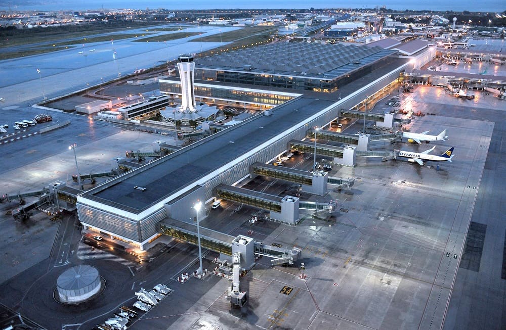 Malaga´s Costa del Sol, one of the biggest airports in Spain, the heart of the public transport.