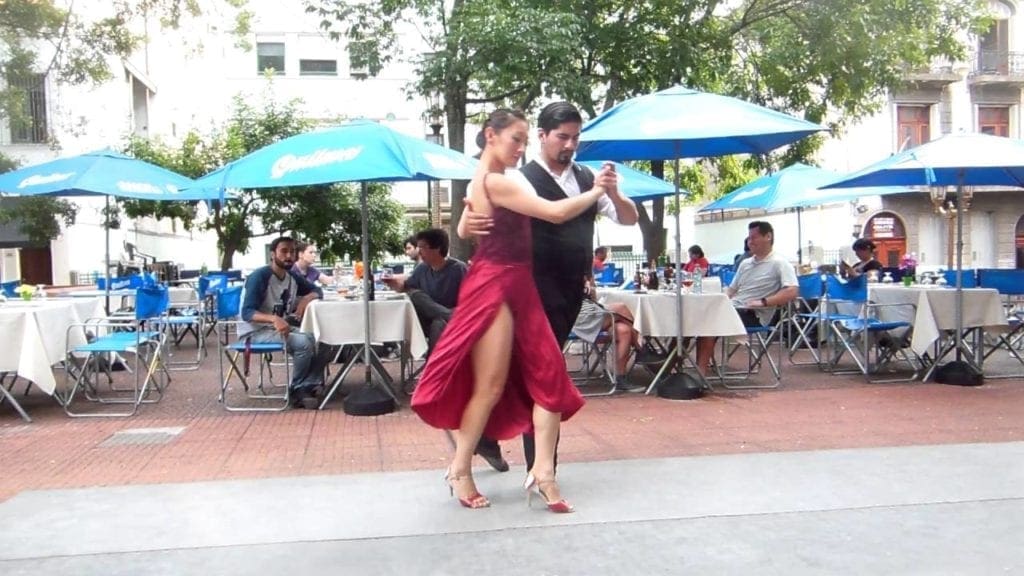 Tangounterricht und Tanz in Argentinien