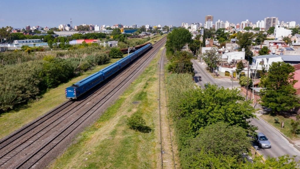 travel with argentina's trains and railways